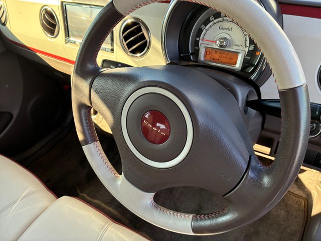 アルトラパンショコラ Ｇ　社外ナビ　地デジＴＶ　Ｂカメラ　エアバッグ　パワステ　ＡＢＳ　レザーシート　スマートキー　Ｐスタート　オートエアコン（18枚目）