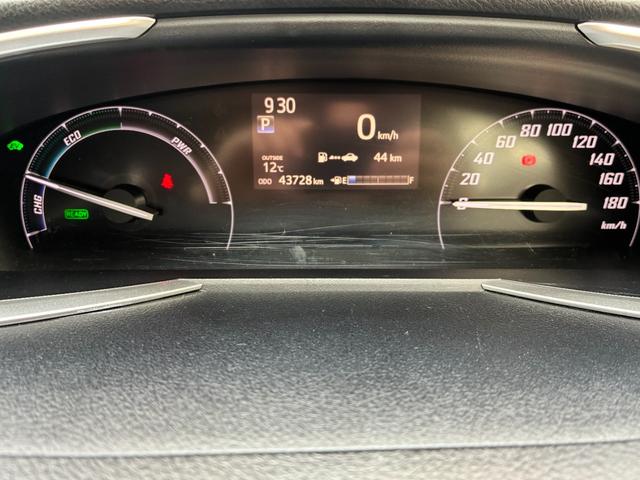 シエンタ ハイブリッドＧ　衝突安全ボディ　スマートキー　横滑り防止システム　運転席エアバック　オートエアコン　エアバッグ　ＰＷ　３列シート　ＡＢＳ　ＰＳ　両側パワースライドドア　純正ナビ　フルセグＴＶ　トヨタセーフティセンス（22枚目）