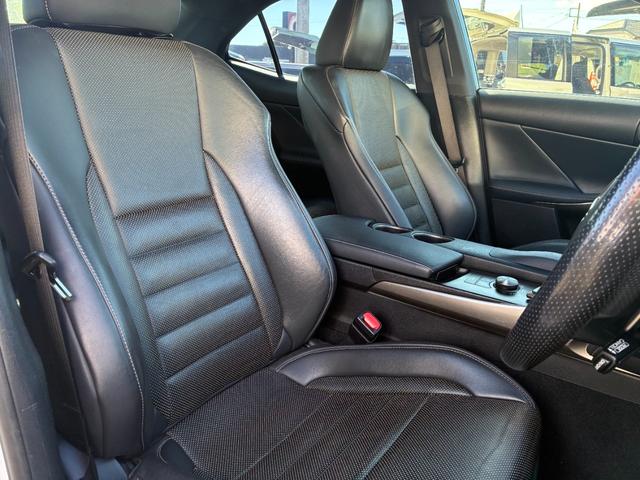 ＩＳ ＩＳ２００ｔ　Ｆスポーツ　サンルーフ　ナビ　オートクルーズコントロール　電動シート　Ｂカメラ　オートエアコン　ＢＳＭ　ＡＢＳ　スマートキ－　サイドエアバッグ　横滑り防止装置　エアバッグ　ＬＥＤヘッドランプ　レザーシート（15枚目）