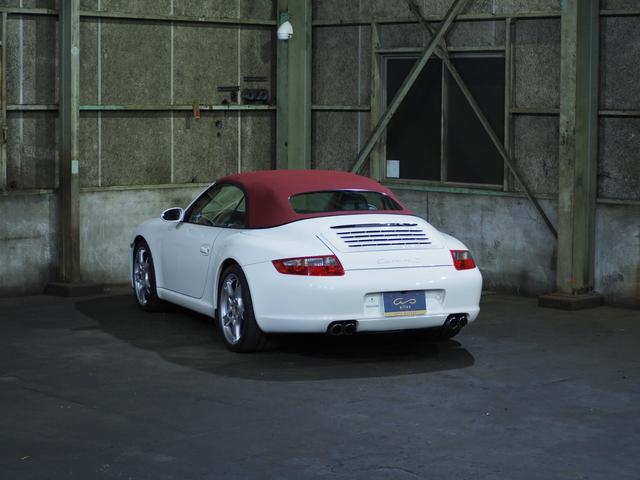 ９１１ ９１１カレラＳ　カレラＳ　ティプトロニックＳ　左Ｈ　幌交換済み　Ｂカメラ　スペアキー有（36枚目）