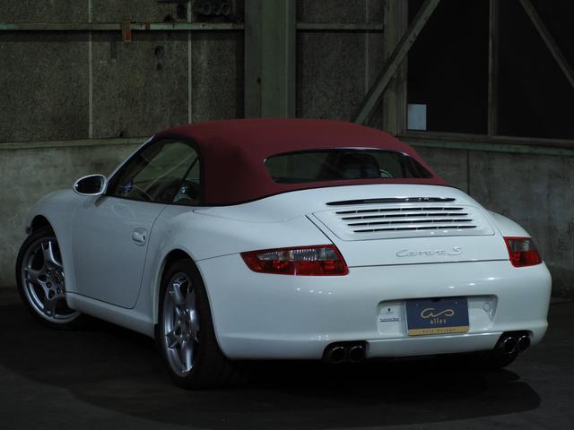 ９１１ ９１１カレラＳ　カレラＳ　ティプトロニックＳ　左Ｈ　幌交換済み　Ｂカメラ　スペアキー有（38枚目）