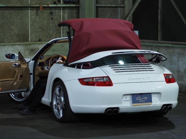 ９１１ ９１１カレラＳ　カレラＳ　ティプトロニックＳ　左Ｈ　幌交換済み　Ｂカメラ　スペアキー有（39枚目）