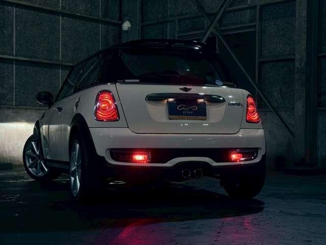 ＭＩＮＩ クーパーＳ　ＬＣＩモデル　Ｎ５５　６気筒ターボエンジン（33枚目）