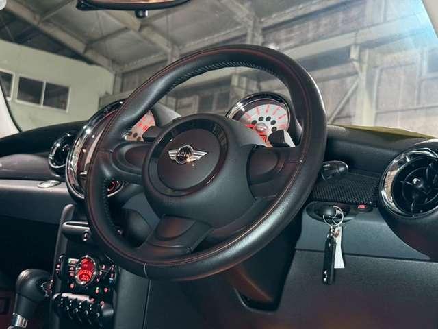 ＭＩＮＩ クーパーＳ　ＬＣＩモデル　Ｎ５５　６気筒ターボエンジン（46枚目）