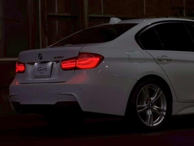 ３シリーズ ３３０ｉ　Ｍスポーツ　ＬＣＩ　ＡＡＣ　Ｂ４８　２５２ｐｓ　ＨＤＤナビ　Ｂカメラ（44枚目）