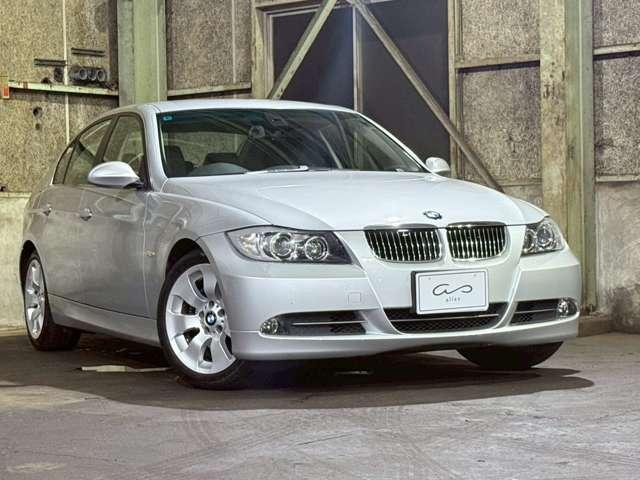 ３シリーズ ３３０ｉ　ハイラインパッケージ　黒レザー　６気筒自然吸気（7枚目）