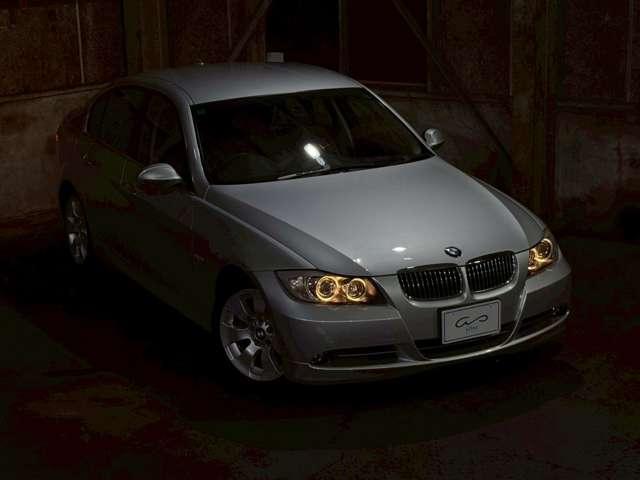 ３シリーズ ３３０ｉ　ハイラインパッケージ　黒レザー　６気筒自然吸気（12枚目）