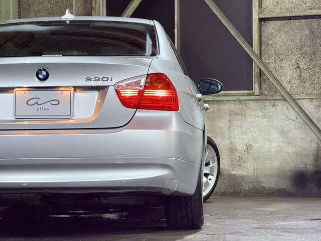 ３シリーズ ３３０ｉ　ハイラインパッケージ　黒レザー　６気筒自然吸気（40枚目）