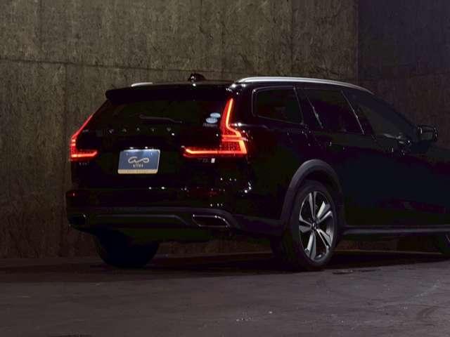 Ｖ６０ クロスカントリー　Ｔ５　ＡＷＤ　プロ　ポールスターＲＯＭ　４ＷＤ（31枚目）