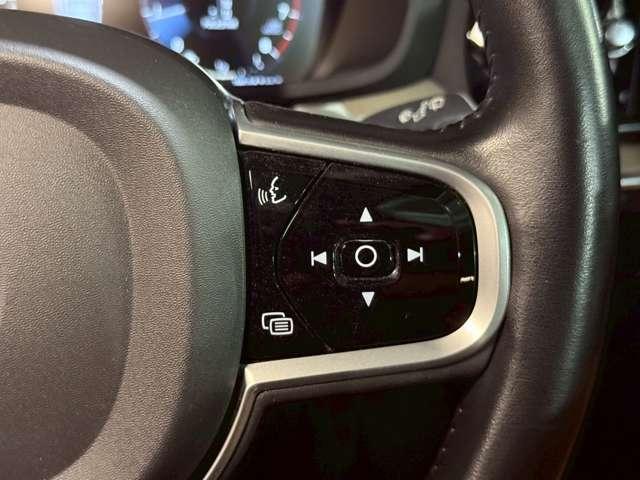 Ｖ６０ クロスカントリー　Ｔ５　ＡＷＤ　プロ　ポールスターＲＯＭ　４ＷＤ（35枚目）