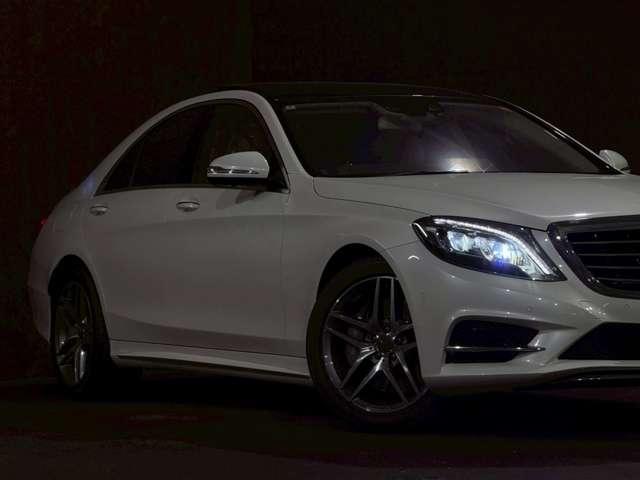 Ｓクラス Ｓ４００ハイブリッド　エクスクルーシブ　ＳＲ　ナッパレザー　ブルメスター　ベンチレーション　３６０°カメラシステム　パノラミックスライディングルーフ　ナッパレザーシート　シートベンチレーション　マッサージシート　電動ブラインド（17枚目）