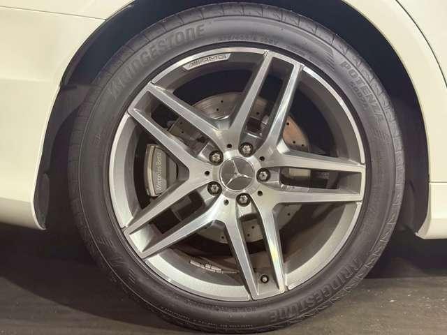 Ｓクラス Ｓ４００ハイブリッド　エクスクルーシブ　ＳＲ　ナッパレザー　ブルメスター　ベンチレーション　３６０°カメラシステム　パノラミックスライディングルーフ　ナッパレザーシート　シートベンチレーション　マッサージシート　電動ブラインド（24枚目）