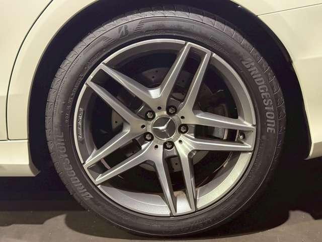 Ｓクラス Ｓ４００ハイブリッド　エクスクルーシブ　ＳＲ　ナッパレザー　ブルメスター　ベンチレーション　３６０°カメラシステム　パノラミックスライディングルーフ　ナッパレザーシート　シートベンチレーション　マッサージシート　電動ブラインド（25枚目）