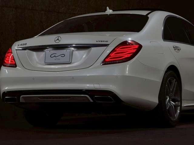 Ｓクラス Ｓ４００ハイブリッド　エクスクルーシブ　ＳＲ　ナッパレザー　ブルメスター　ベンチレーション　３６０°カメラシステム　パノラミックスライディングルーフ　ナッパレザーシート　シートベンチレーション　マッサージシート　電動ブラインド（32枚目）
