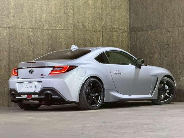 ＧＲ８６ ＲＣ　ＯＰ１００超　ＡＤＶＡＮ　ＲＡＣＩＮＧ　ＡＷ／ＨＫＳ車高調／フジツボマフラー／ＲＥＣＡＲＯ　ＲＭＳ（35枚目）