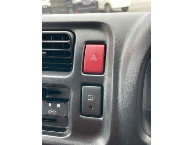 ジムニー ランドベンチャー　４ＷＤ　ナビ　キーレスエントリー　電動格納ミラー　シートヒーター　ＡＴ　ＡＢＳ　ＣＤ　ＭＤ　革シート　ルーフレール　アルミホイール　衝突安全ボディ　エアコン　パワーウィンドウ（7枚目）