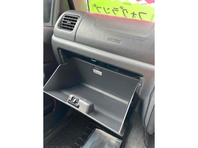 ジムニー ランドベンチャー　４ＷＤ　ナビ　キーレスエントリー　電動格納ミラー　シートヒーター　ＡＴ　ＡＢＳ　ＣＤ　ＭＤ　革シート　ルーフレール　アルミホイール　衝突安全ボディ　エアコン　パワーウィンドウ（10枚目）