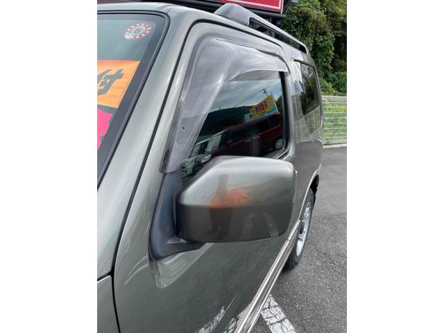 ジムニー ランドベンチャー　４ＷＤ　ナビ　キーレスエントリー　電動格納ミラー　シートヒーター　ＡＴ　ＡＢＳ　ＣＤ　ＭＤ　革シート　ルーフレール　アルミホイール　衝突安全ボディ　エアコン　パワーウィンドウ（17枚目）