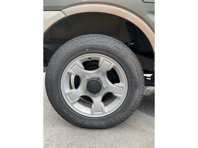 ジムニー ランドベンチャー　４ＷＤ　ナビ　キーレスエントリー　電動格納ミラー　シートヒーター　ＡＴ　ＡＢＳ　ＣＤ　ＭＤ　革シート　ルーフレール　アルミホイール　衝突安全ボディ　エアコン　パワーウィンドウ（29枚目）