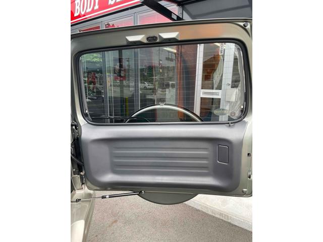 ジムニー ランドベンチャー　４ＷＤ　ナビ　キーレスエントリー　電動格納ミラー　シートヒーター　ＡＴ　ＡＢＳ　ＣＤ　ＭＤ　革シート　ルーフレール　アルミホイール　衝突安全ボディ　エアコン　パワーウィンドウ（37枚目）