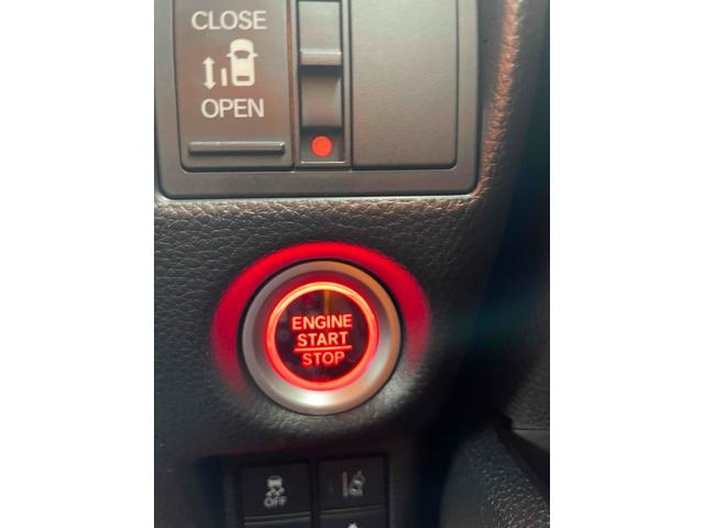 N-BOXカスタム G・EXホンダセンシング ドライブレコーダー ETC バックカメラ 両側スライド・片側電動 ナビ オートクルーズコントロール レーンアシスト 衝突被害軽減システム オートライト LEDヘッドランプ スマートキー(7枚目)