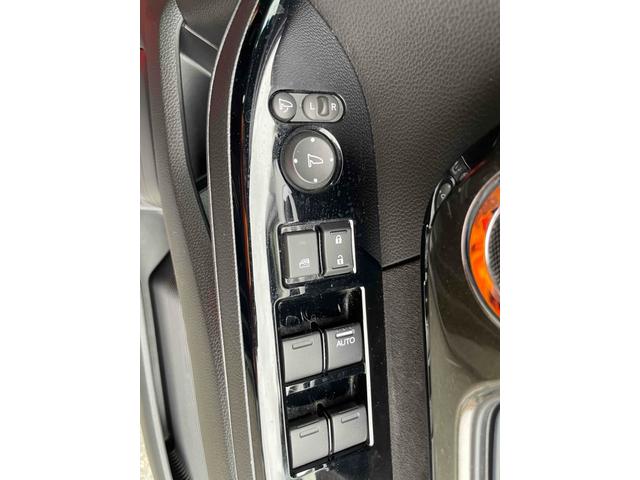 N-BOXカスタム G・EXホンダセンシング ドライブレコーダー ETC バックカメラ 両側スライド・片側電動 ナビ オートクルーズコントロール レーンアシスト 衝突被害軽減システム オートライト LEDヘッドランプ スマートキー(9枚目)