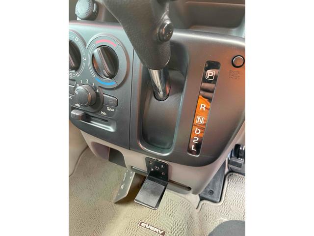 エブリイ ジョインターボ　リフトアップ　４ＷＤ　ＡＴ　ＥＴＣ　両側スライドドア　電動格納ミラー　ターボ　盗難防止システム　アルミホイール　エアコン　パワーステアリング　パワーウィンドウ　運転席エアバッグ　助手席エアバッグ（5枚目）