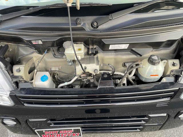 エブリイ ジョインターボ　リフトアップ　４ＷＤ　ＡＴ　ＥＴＣ　両側スライドドア　電動格納ミラー　ターボ　盗難防止システム　アルミホイール　エアコン　パワーステアリング　パワーウィンドウ　運転席エアバッグ　助手席エアバッグ（19枚目）