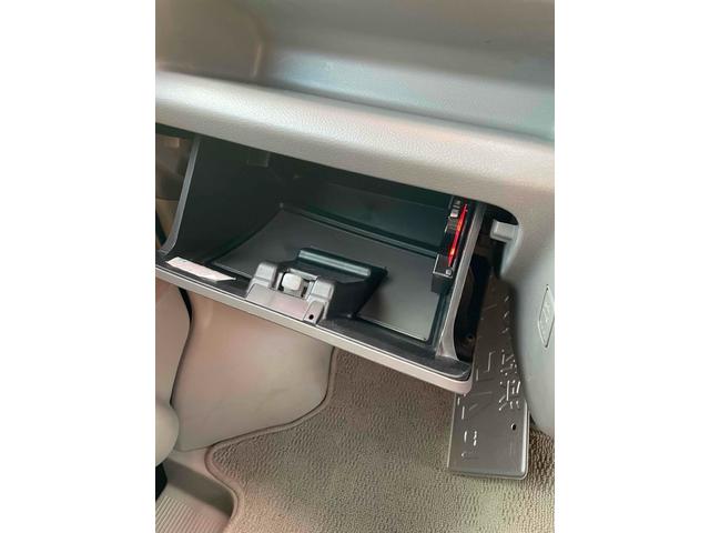 エブリイ ジョインターボ　リフトアップ　４ＷＤ　ＡＴ　ＥＴＣ　両側スライドドア　電動格納ミラー　ターボ　盗難防止システム　アルミホイール　エアコン　パワーステアリング　パワーウィンドウ　運転席エアバッグ　助手席エアバッグ（31枚目）