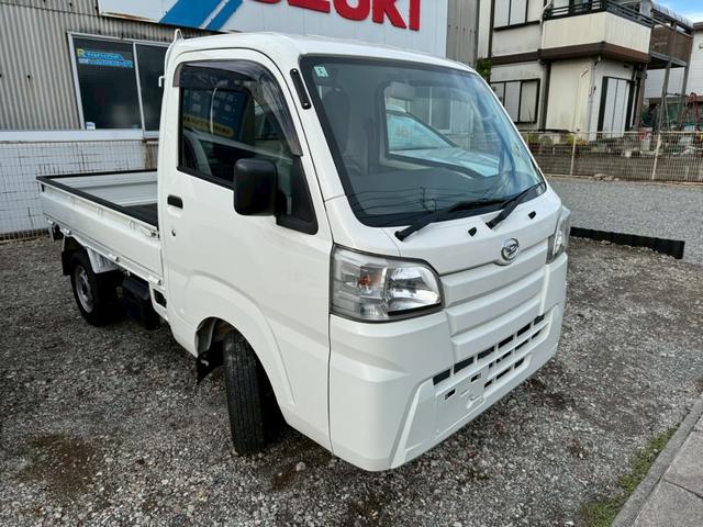 ハイゼットトラック スタンダード　ＦＭラジオ付　ＡＴ車　４ＷＤ　低　走　行　車　ヘッドライトレベライザー　車検たっぷりあります（3枚目）