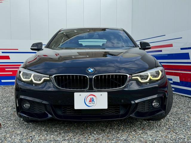 ４シリーズ ４２０ｉグランクーペ　Ｍスポーツ　禁煙車　赤シート　スマートキー　シートメモリー　レーダークルーズコントロール　純正ナビ　ＥＴＣ　ドライブレコーダー　バックカメラ　パワーバックドア　ＬＥＤヘッドライト　コーナーセンサー（3枚目）