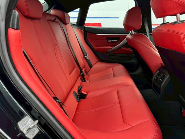 ４シリーズ ４２０ｉグランクーペ　Ｍスポーツ　禁煙車　赤シート　スマートキー　シートメモリー　レーダークルーズコントロール　純正ナビ　ＥＴＣ　ドライブレコーダー　バックカメラ　パワーバックドア　ＬＥＤヘッドライト　コーナーセンサー（12枚目）