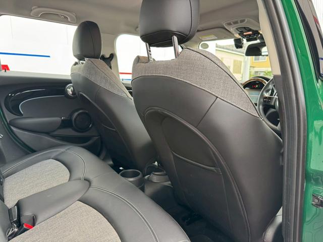 MINI 禁煙車 クルーズコントロール Bluetooth再生 バックカメラ ETC ドライブレコーダー ハーフレザーシート LEDヘッドライト 衝突安全装置 スマートキー 電動ミラー シートリフター(8枚目)