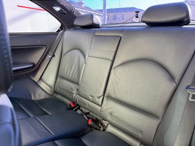 Ｍ３ Ｍ３クーペ　サンルーフ　革シート　左ハンドルＭＴ車　パワーシート　禁煙車（10枚目）