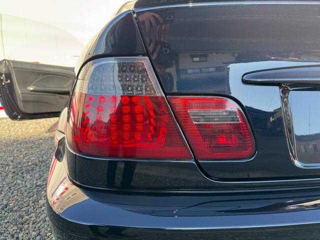 Ｍ３ Ｍ３クーペ　サンルーフ　革シート　左ハンドルＭＴ車　パワーシート　禁煙車（31枚目）