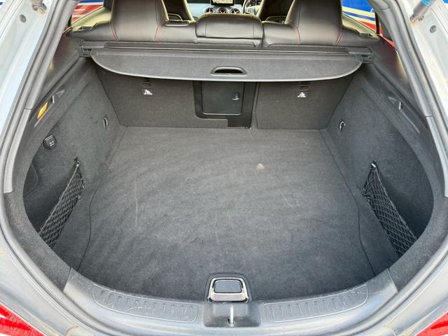 CLAクラス シューティングブレーク CLA250シュポルト4マチックシュティングブレーク レーダーセーフティPKG ハーフレザーシート メモリー付パワーシート LEDヘッドライト パワーバックドア クルーズコントロール 全席シートヒーター純正ドライブレコーダー ETC クリアランスソナー(13枚目)