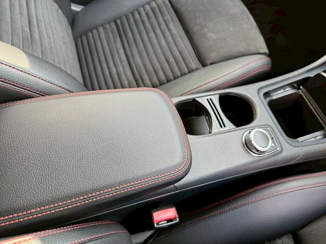 CLAクラス シューティングブレーク CLA250シュポルト4マチックシュティングブレーク レーダーセーフティPKG ハーフレザーシート メモリー付パワーシート LEDヘッドライト パワーバックドア クルーズコントロール 全席シートヒーター純正ドライブレコーダー ETC クリアランスソナー(28枚目)