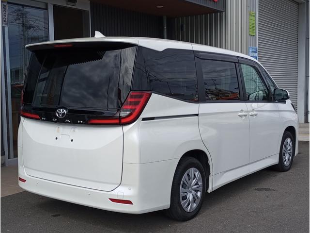 ノア Ｘ　純正ナビ　バックカメラ　ＥＴＣ２．０　トヨタセーフティセンス　レーダークルーズコントロール　左側パワースライドドア　修復歴無し　車検整備付（4枚目）