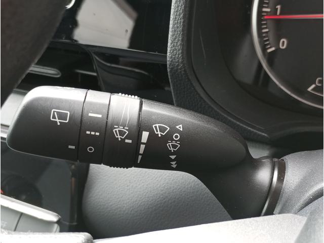 ノア Ｘ　純正ナビ　バックカメラ　ＥＴＣ２．０　トヨタセーフティセンス　レーダークルーズコントロール　左側パワースライドドア　修復歴無し　車検整備付（9枚目）