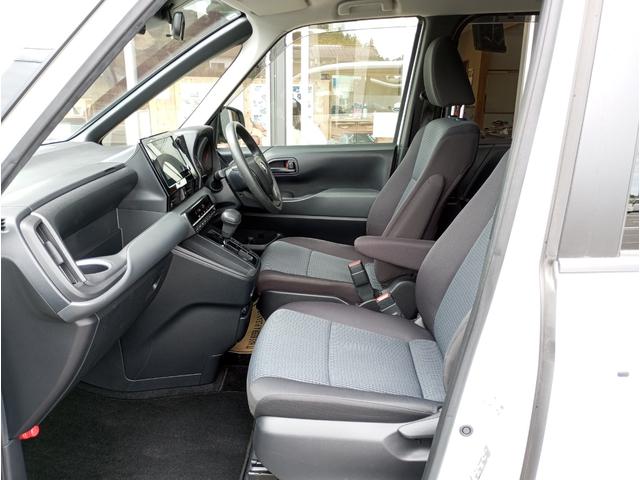 ノア Ｘ　純正ナビ　バックカメラ　ＥＴＣ２．０　トヨタセーフティセンス　レーダークルーズコントロール　左側パワースライドドア　修復歴無し　車検整備付（29枚目）