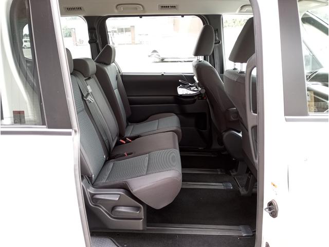 ノア Ｘ　純正ナビ　バックカメラ　ＥＴＣ２．０　トヨタセーフティセンス　レーダークルーズコントロール　左側パワースライドドア　修復歴無し　車検整備付（36枚目）