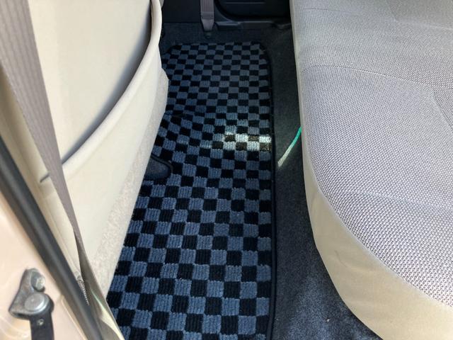 ミラココア ココアＸスペシャル　ナビ　電動格納ミラー　ベンチシート　ＣＶＴ　盗難防止システム　ＡＢＳ　ＣＤ　ＤＶＤ再生　衝突安全ボディ　エアコン　パワーステアリング　パワーウィンドウ（32枚目）