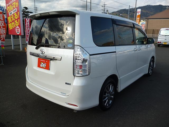 ZS 煌 ワンオーナー 禁煙車 両側パワースライドドア(3枚目)