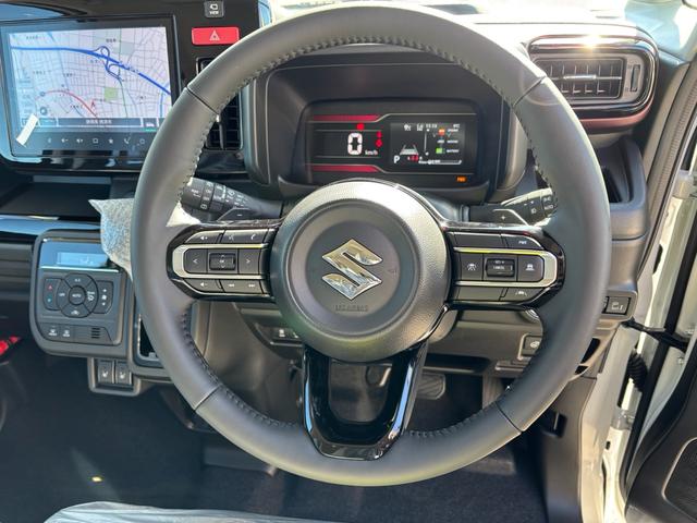 スペーシアカスタム ハイブリッドＸＳターボ　届出済未使用車　セーフティサポート　全方位モニタ付９インチナビＴＶ　アダプティブクルーズコントロール　電子パーキング　ヘッドアップディスプレイ　ステアリングヒーター　両側自動ドア　ＬＥＤヘッドライト（12枚目）