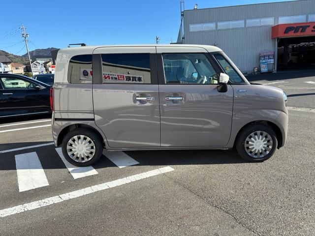 ワゴンＲスマイル ハイブリッドＸ　届出済未使用車　両側電動スライドドア　クリアランスソナー　オートクルーズコントロール　レーンアシスト　衝突被害軽減システム　オートライト　ＬＥＤヘッドランプ　スマートキー　アイドリングストップ（10枚目）
