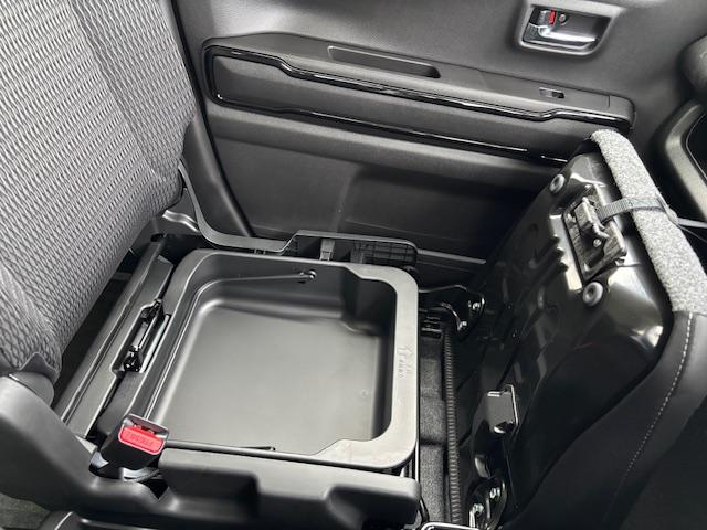 ハスラー ハイブリッドＸ　全方位モニター付メモリーナビゲーション・スズキコネクト対応通信機装着車　デュアルカメラブレーキサポート（17枚目）