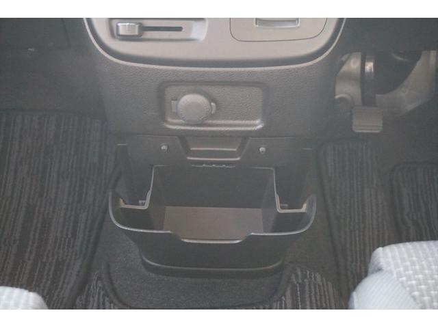 ソリオ G ワンセグナビ CD USB バックカメラ ETC 右シートヒーター 左パワースライドドア クルーズコントロール スマートキー 禁煙車(9枚目)