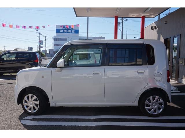 ピクシススペース Ｘ　ＣＤ　ＤＶＤ　ＳＤ　ブルートゥース　ＣＤ録音　フルセグナビ　バックカメラ　禁煙車　アイドリングストップ　スマートキー（3枚目）