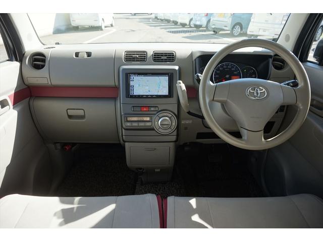 ピクシススペース Ｘ　ＣＤ　ＤＶＤ　ＳＤ　ブルートゥース　ＣＤ録音　フルセグナビ　バックカメラ　禁煙車　アイドリングストップ　スマートキー（8枚目）