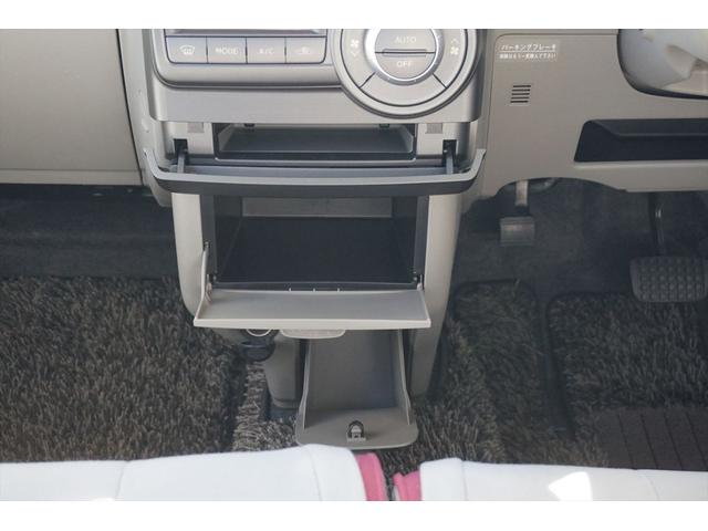 ピクシススペース Ｘ　ＣＤ　ＤＶＤ　ＳＤ　ブルートゥース　ＣＤ録音　フルセグナビ　バックカメラ　禁煙車　アイドリングストップ　スマートキー（9枚目）